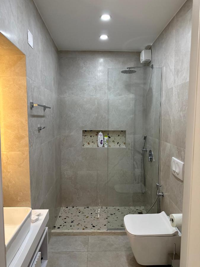 4Seasonsgea , New Modern Apartment In Тирана Экстерьер фото